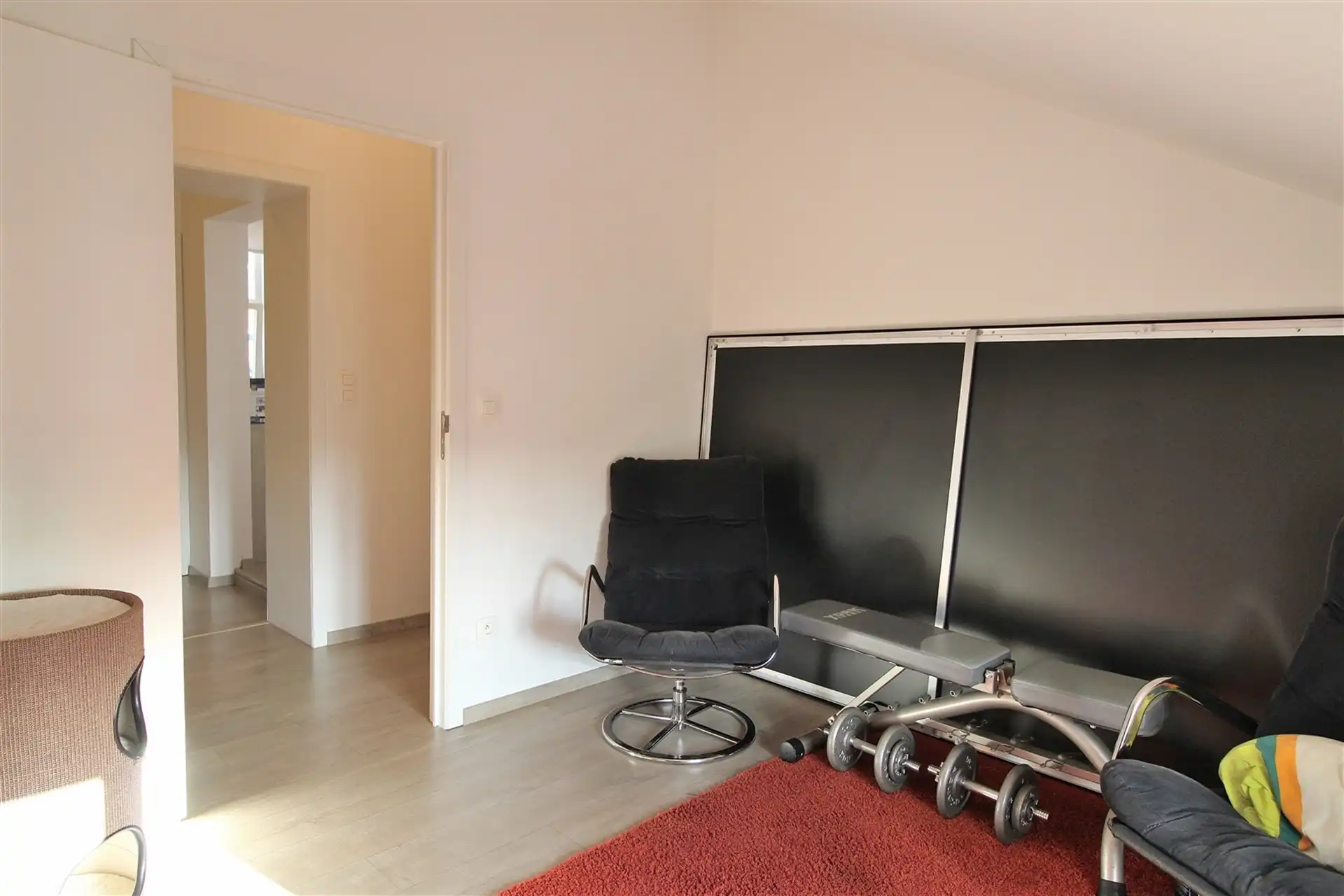 Compleet gerenoveerd appartement met 2 slaapkamers te Meerbeek foto 11