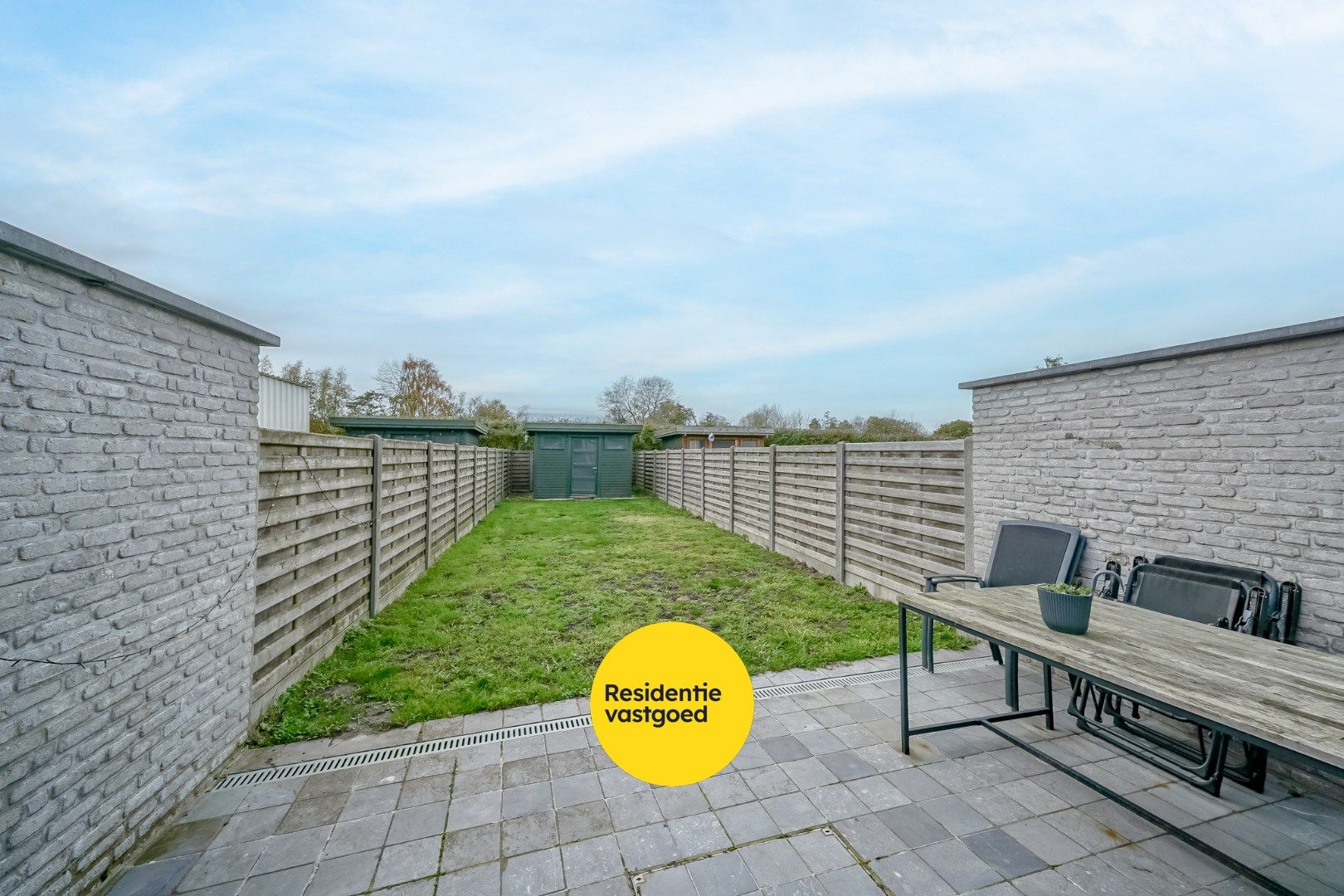 Instapklare woning met 3 kamers, tuin en garage foto 3