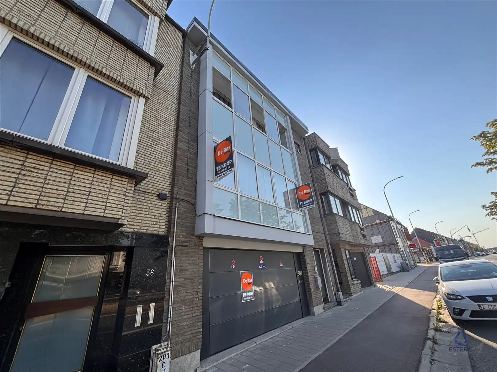 Ruim 2-slaapkamerappartement nabij centrum Aalst foto {{pictureIndex}}