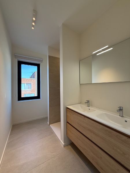 Zeer ruime, energiezuinige nieuwbouwwoning met tuin – gelegen aan de Rozenbroeken foto 12