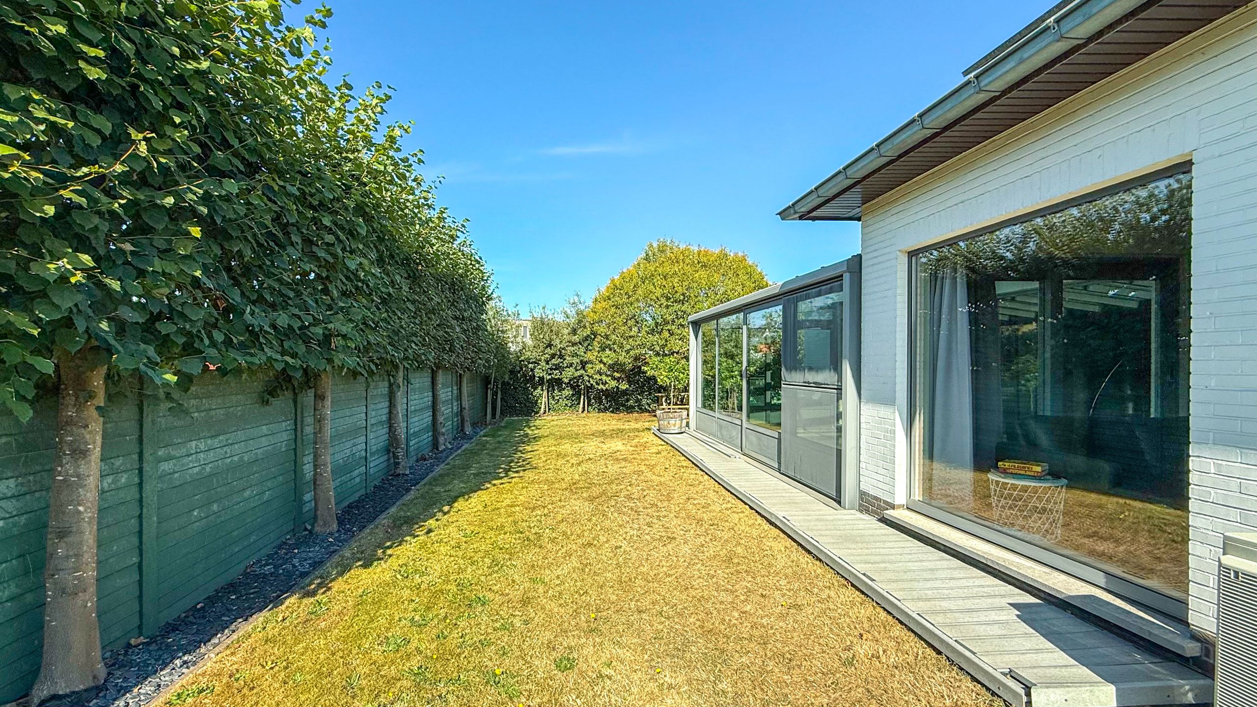 Gerenoveerde gelijkvloerse woning met 3 slpks en garage! foto 34