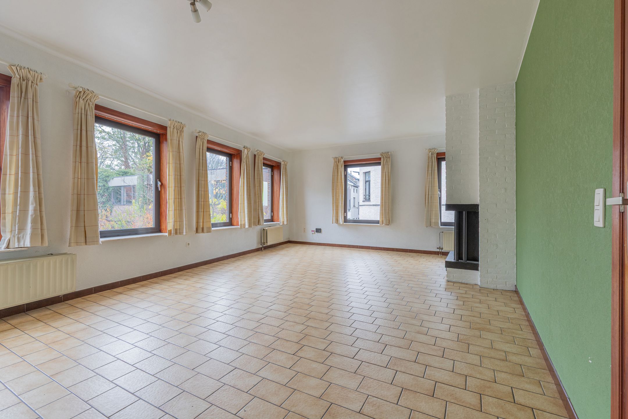 Opbrengsteigendom in centrum Aalst foto 5