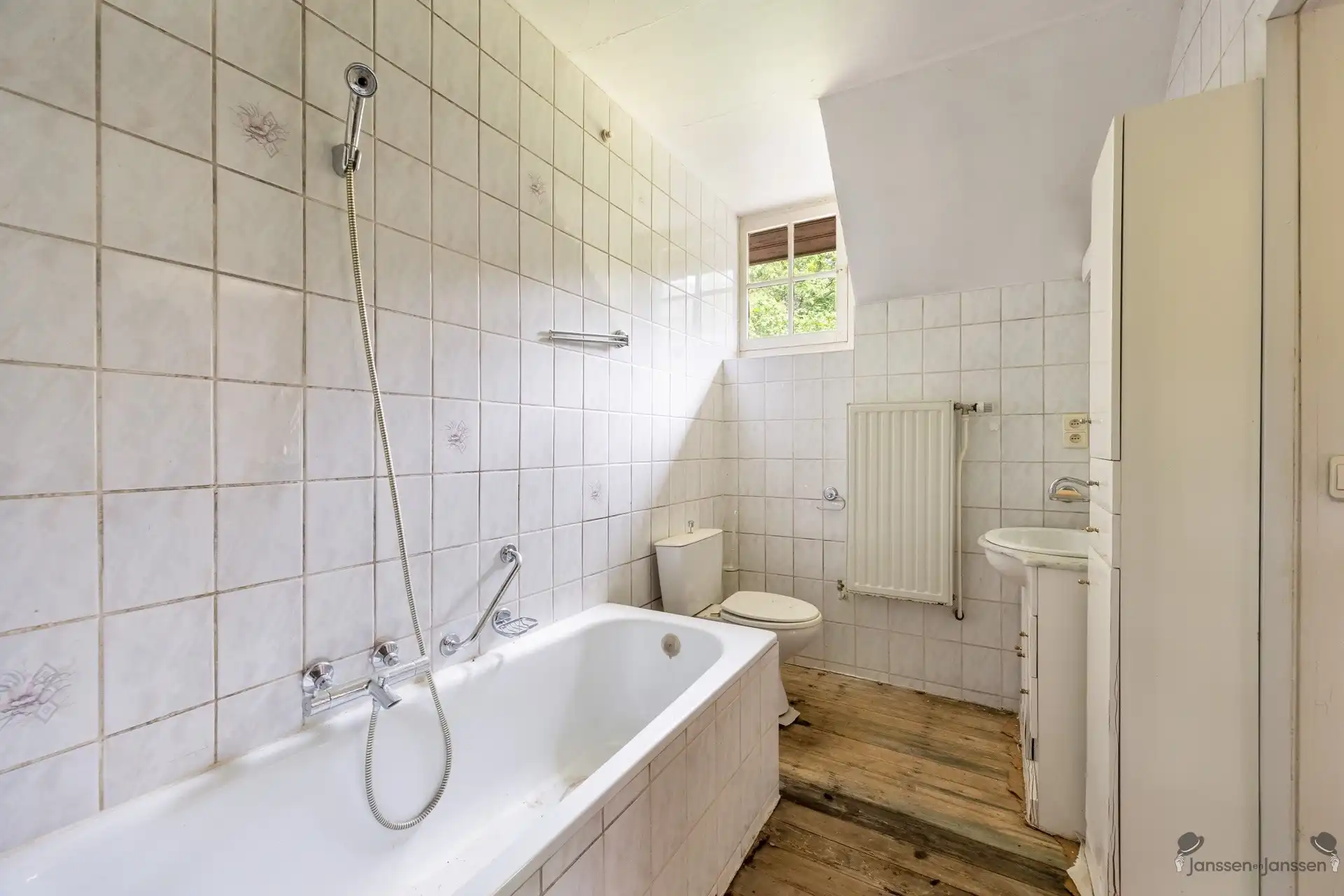 Karaktervolle cottage-villa op een royaal perceel van 8.603 m² in Kapellenbos. foto 14