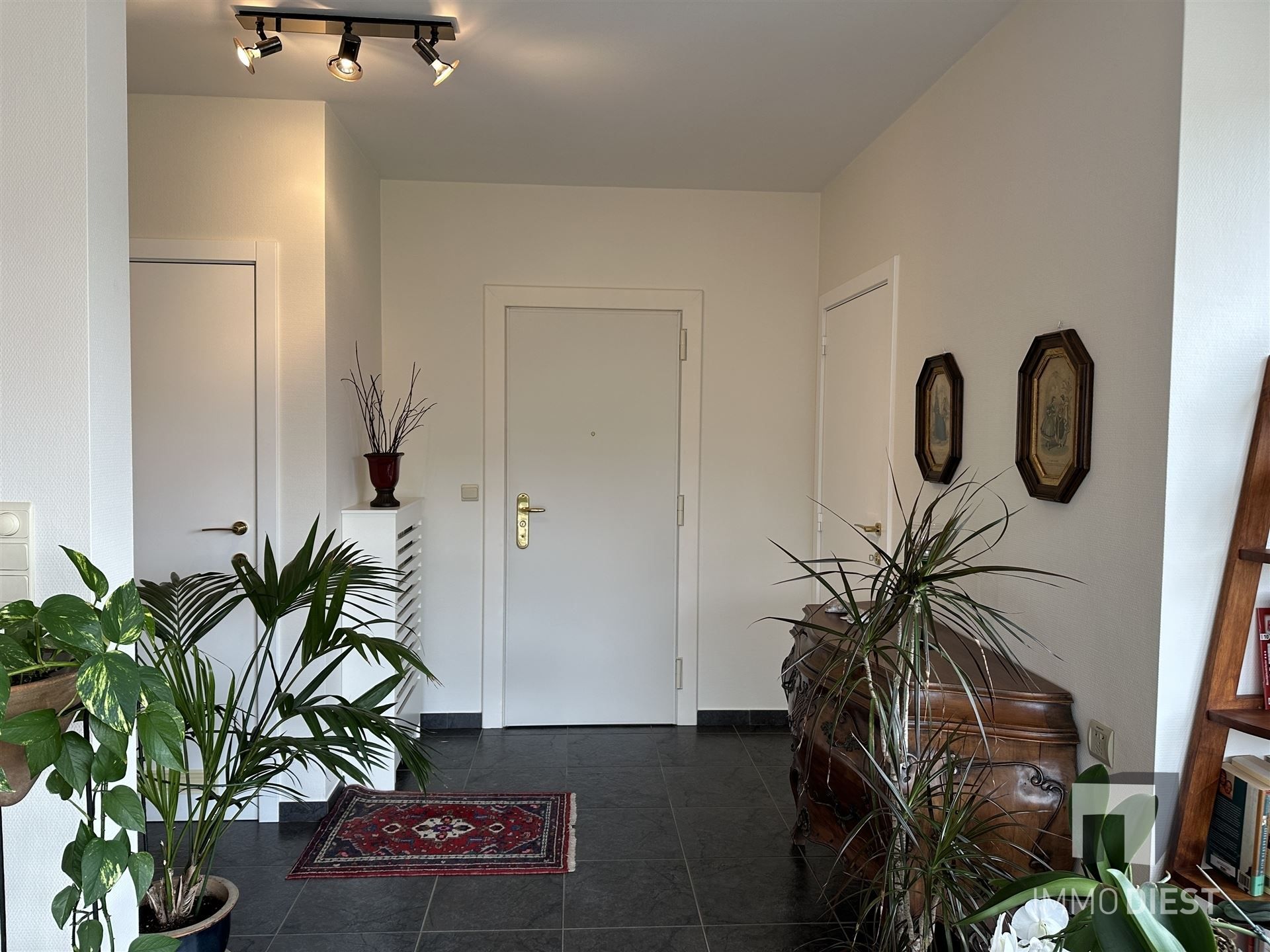 Villa appartement met zicht op de Ezeldijkmolen - 3 slpks, terras en parking foto 2