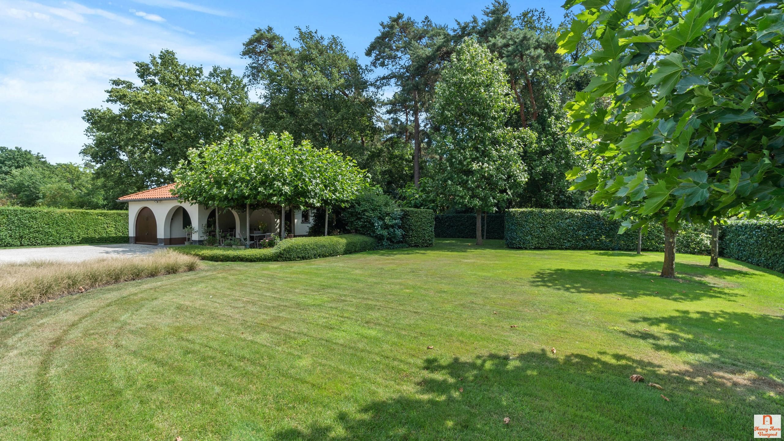 Stijlvol landhuis met tijdloze luxe en doordachte indeling foto 13