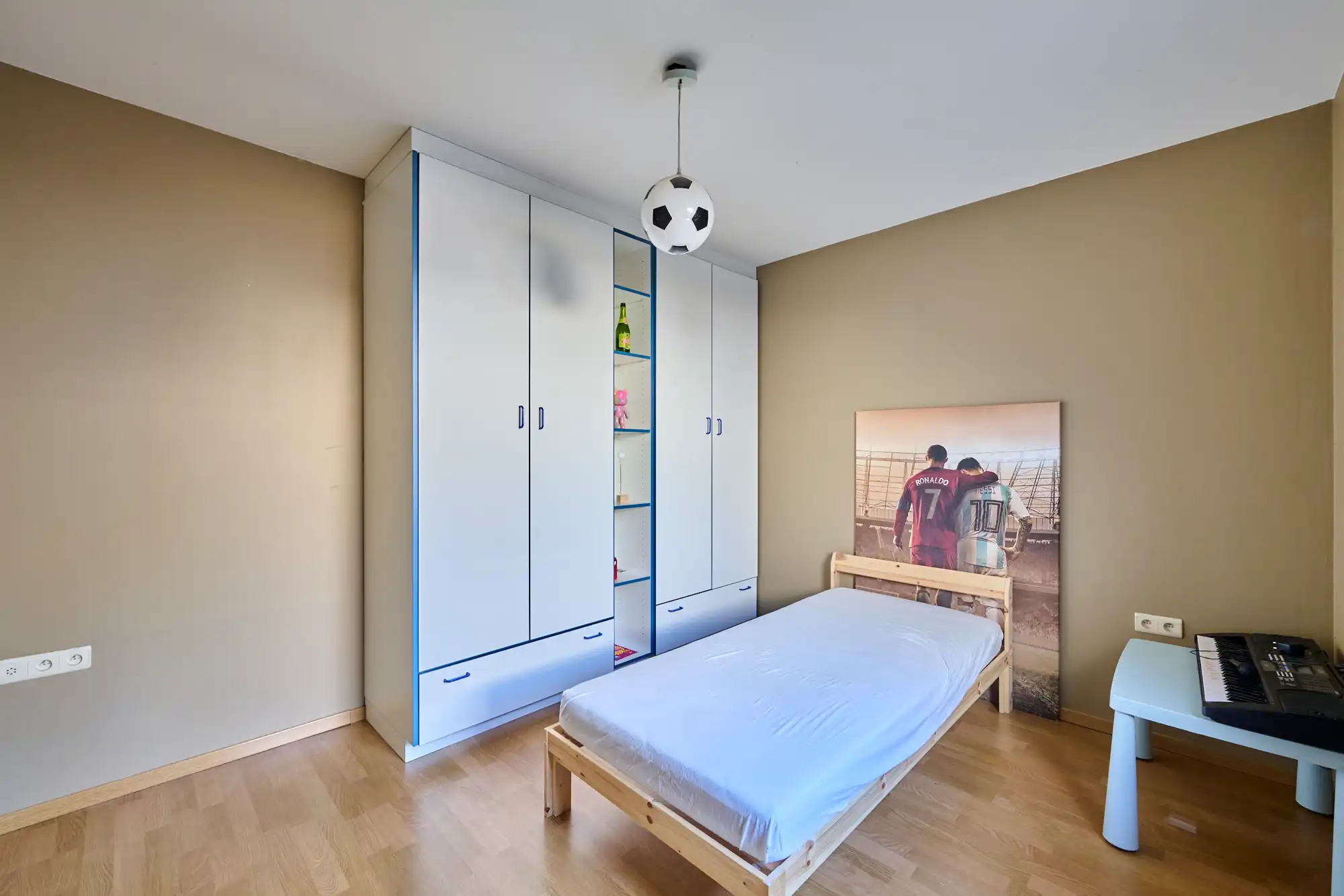TE KOOP Dilsen-Stokkem: bedrijfsgebouw met appartementen foto 21