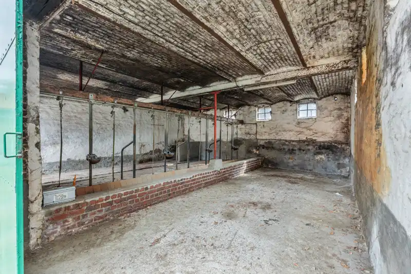 Statig herenhuis met binnenkoer en stallingen op een perceel van 1758 m² in het dorp van Waanrode foto 37