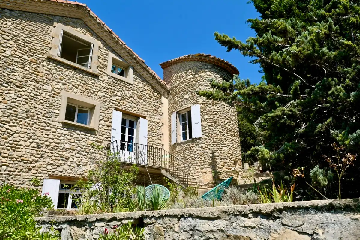 Petit-Château in de provence (Nyons) foto 2