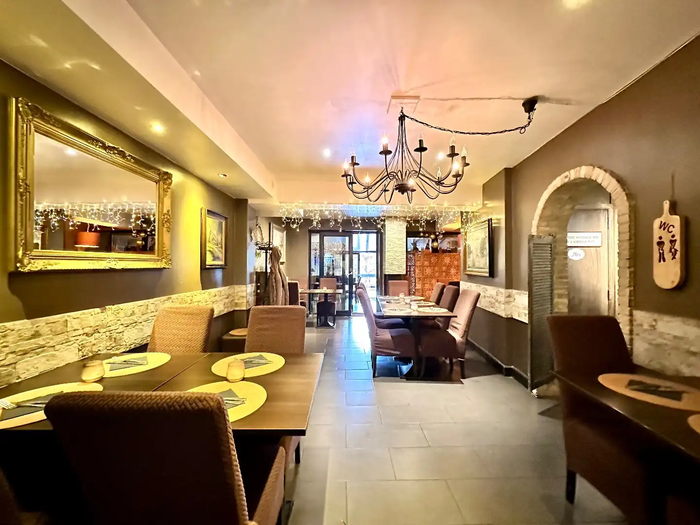 TE KOOP: goed draaiende horecazaak met woonst in centrum Tongeren foto 9