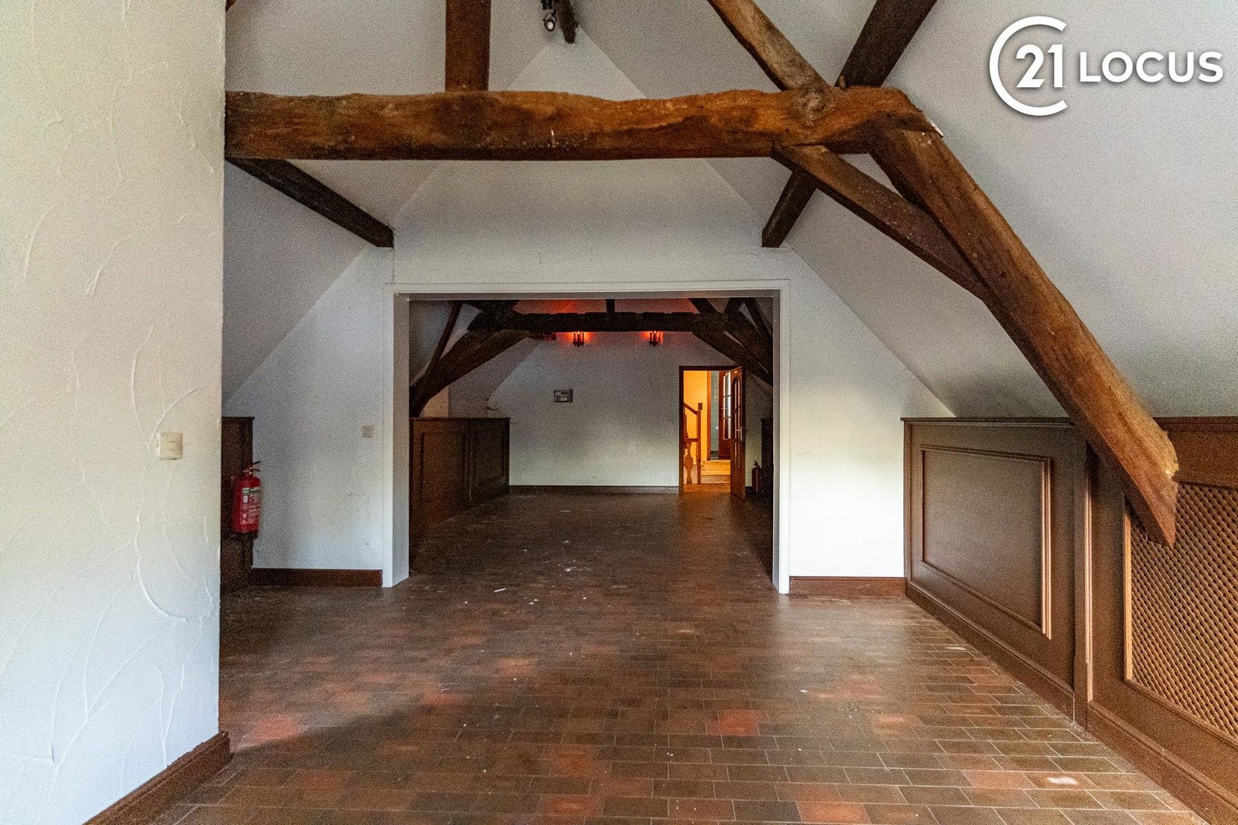 Karaktervol Horecapand, Toplocatie aan de Markt van Lokeren foto 9