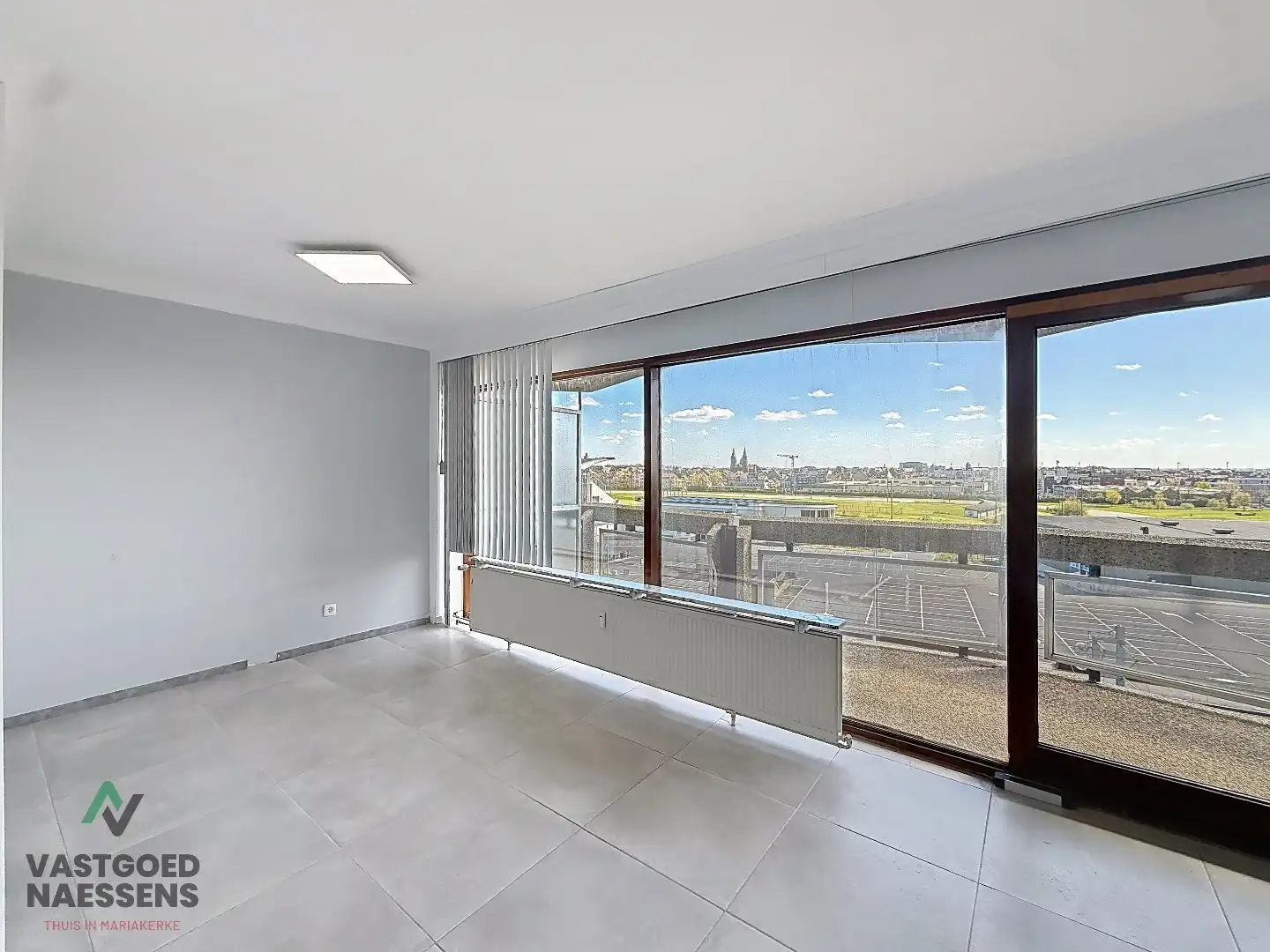 INSTAPKLARE STUDIO MET SLAAPHOEK EN ZONNIG TERRAS  foto 7