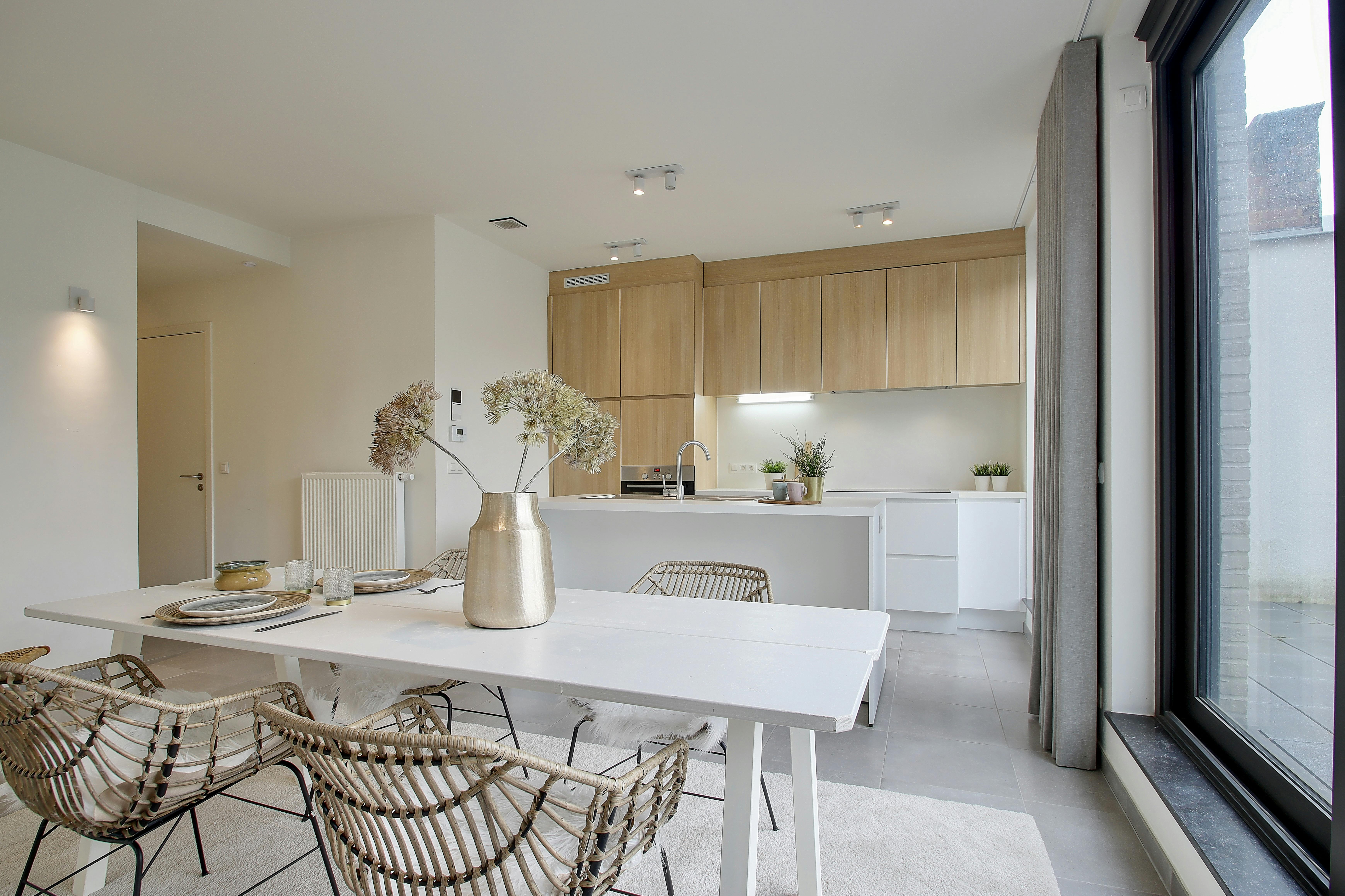 Ruim nieuwbouwappartement te koop in het centrum. foto 3