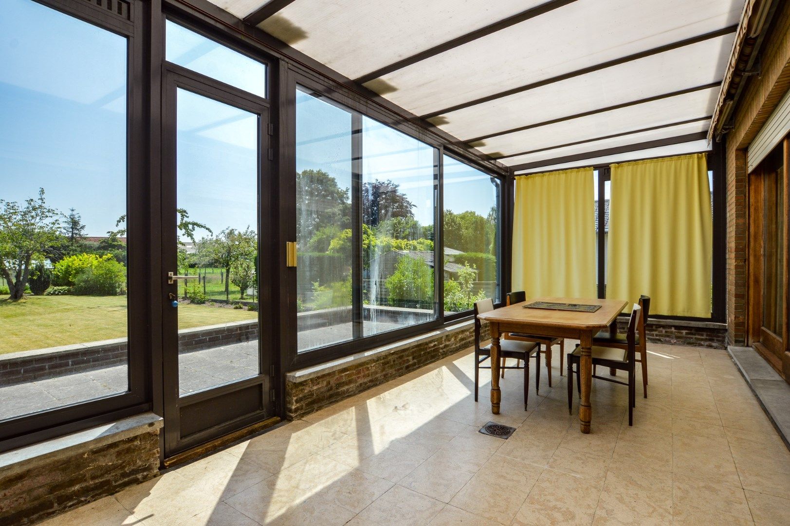 Alleenstaande woning op een perceel van 1.819 m² te Eernegem foto 8