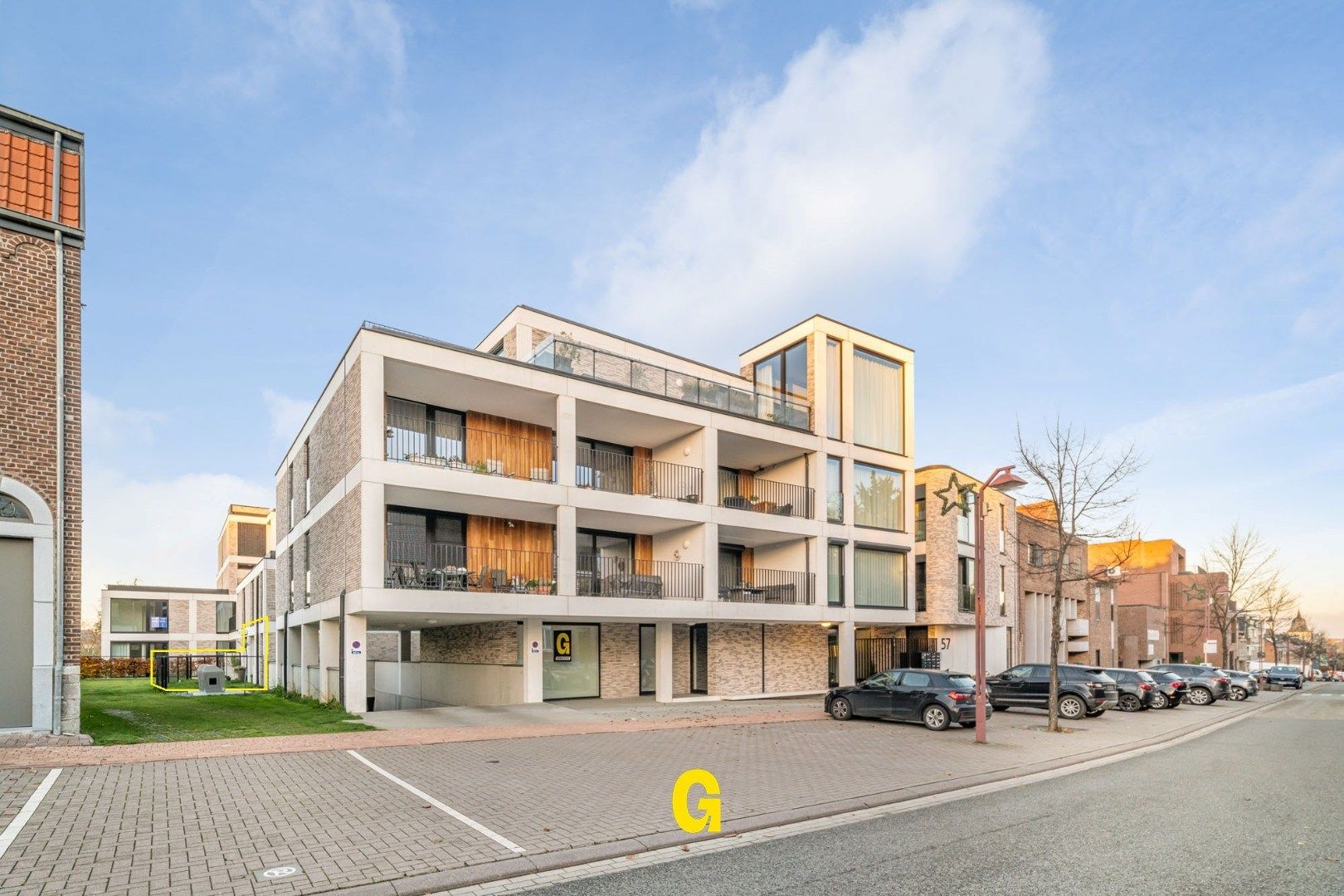 Recent gelijkvloersappartement met 2 slaapkamers, terras, voor- en achtertuin, standplaats en extra ruime berging in hartje Hoeselt foto 27