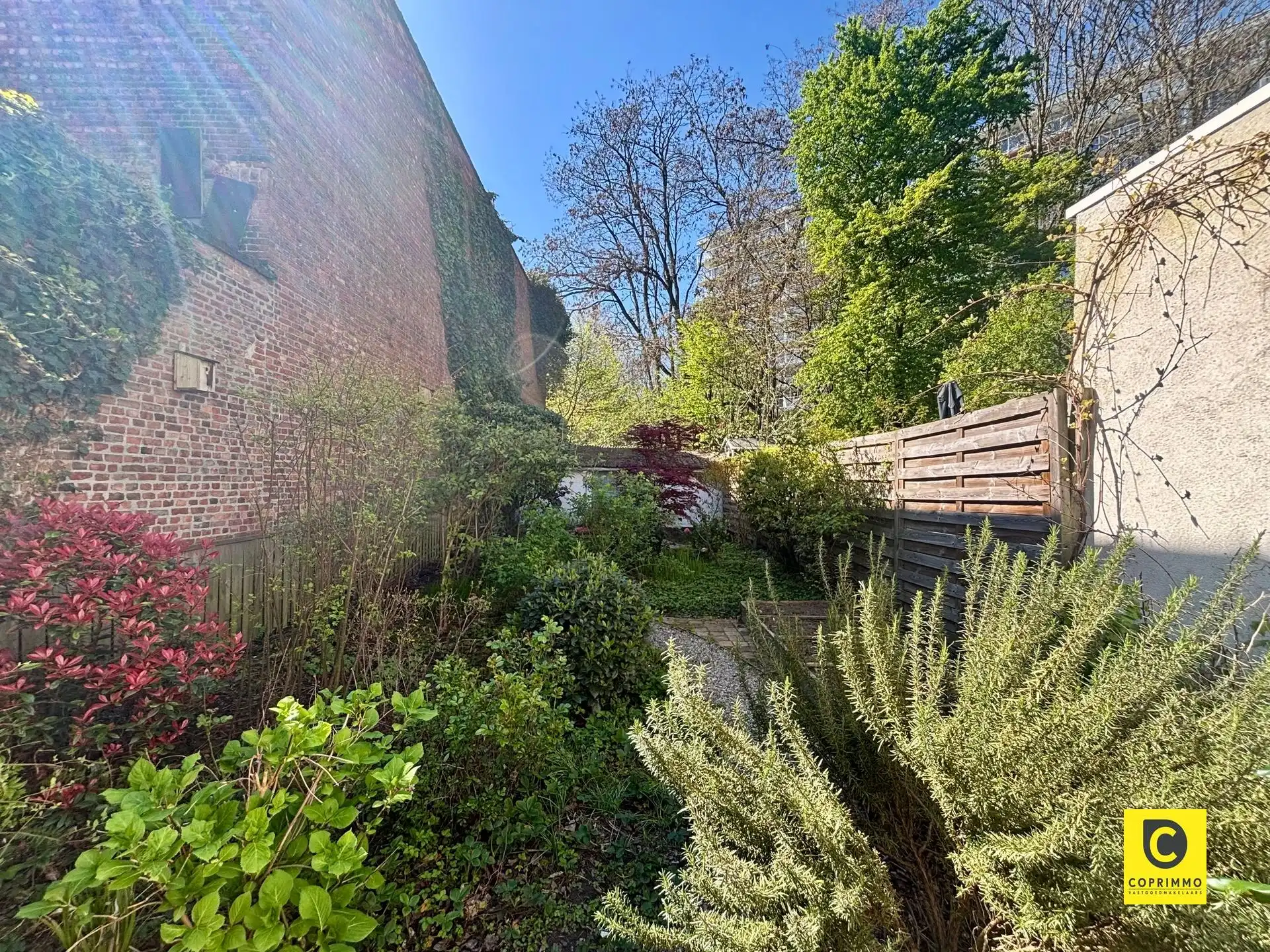 Stijlvol gelijkvloers app met ruime tuin! foto 13