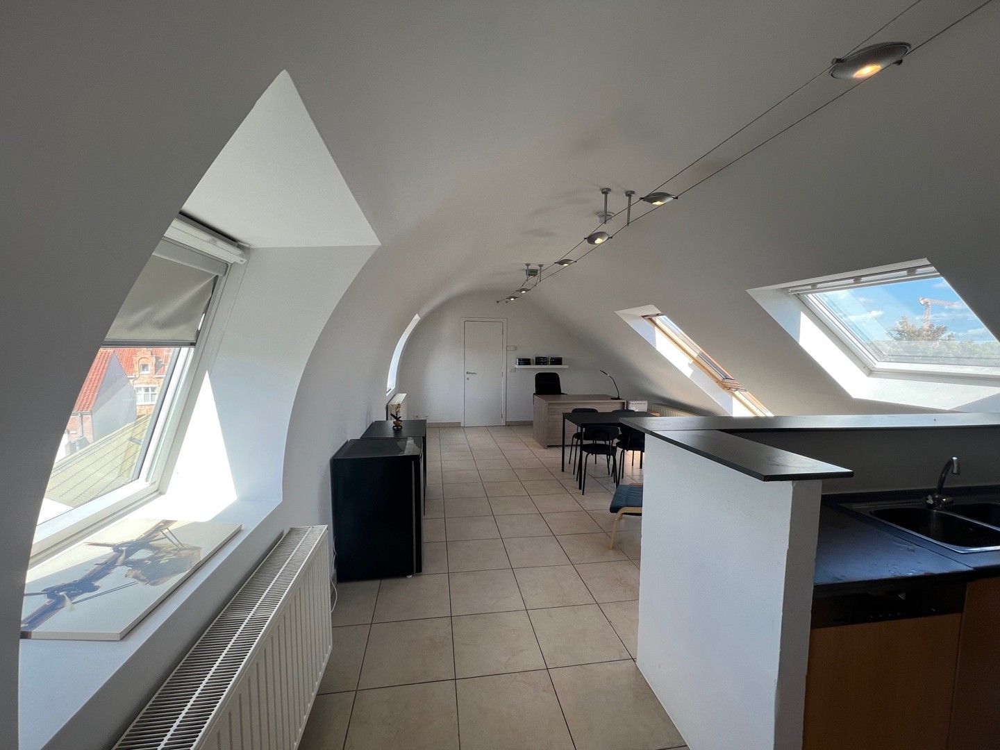 Dakappartement met privatieve autostaanplaats op toplocatie foto 4