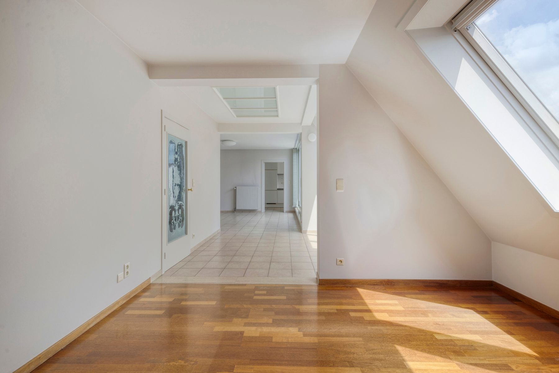 Instapklaar appartement van 153m² !!! met garage en standplaats !!! foto 2
