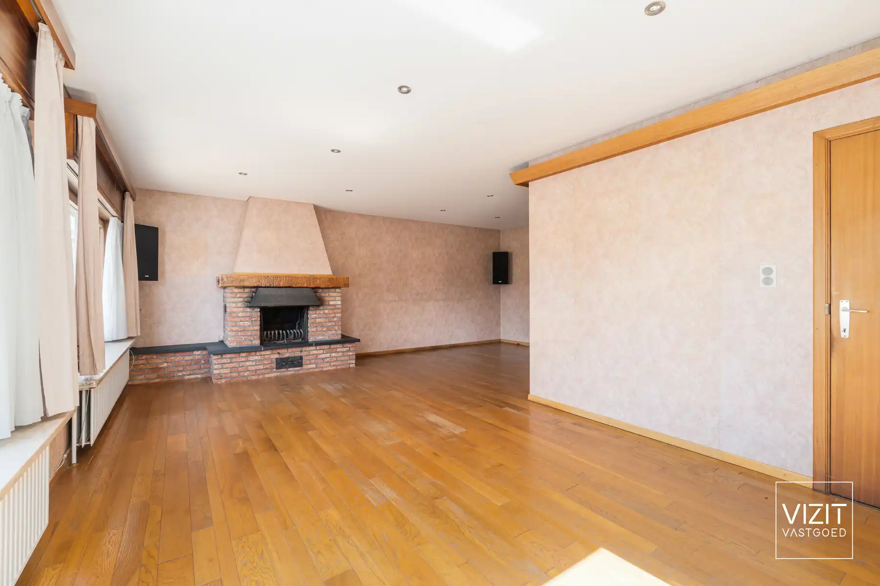 Halfopen woning met garage nabij station Ninove foto 7