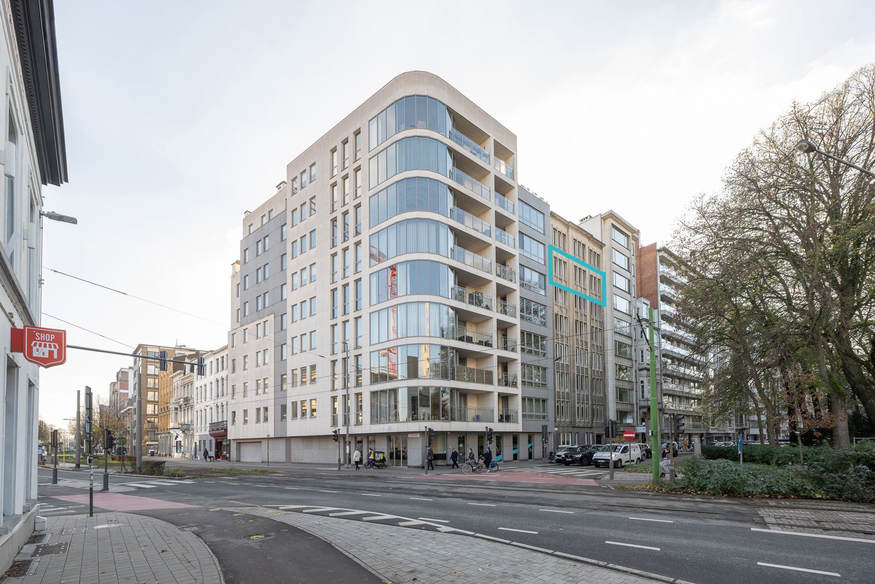 Instapklaar appartement met buitenruimte aan het Albertpark foto 15