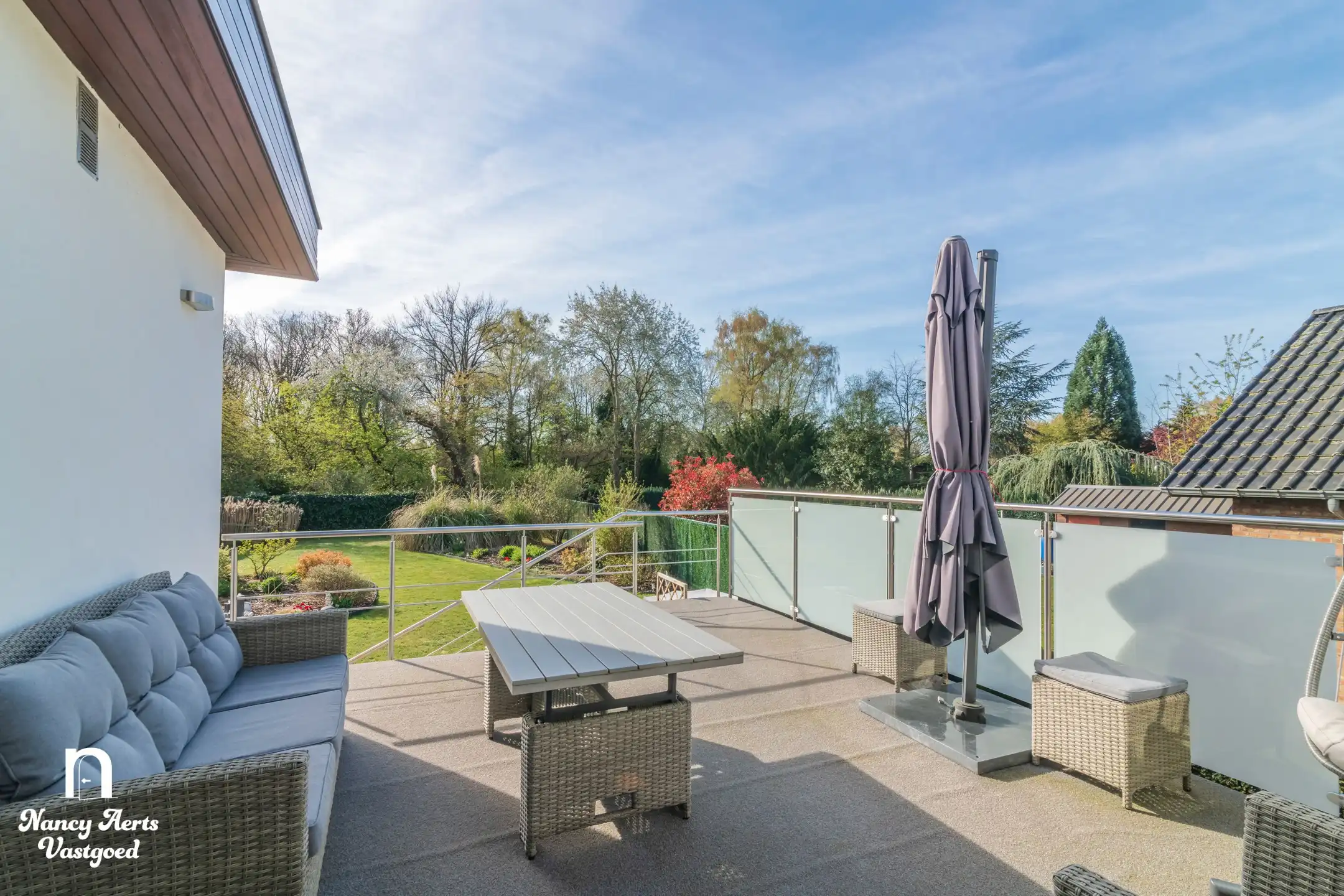 Ruime woning met multifunctionele kelder en prachtige tuin foto 29