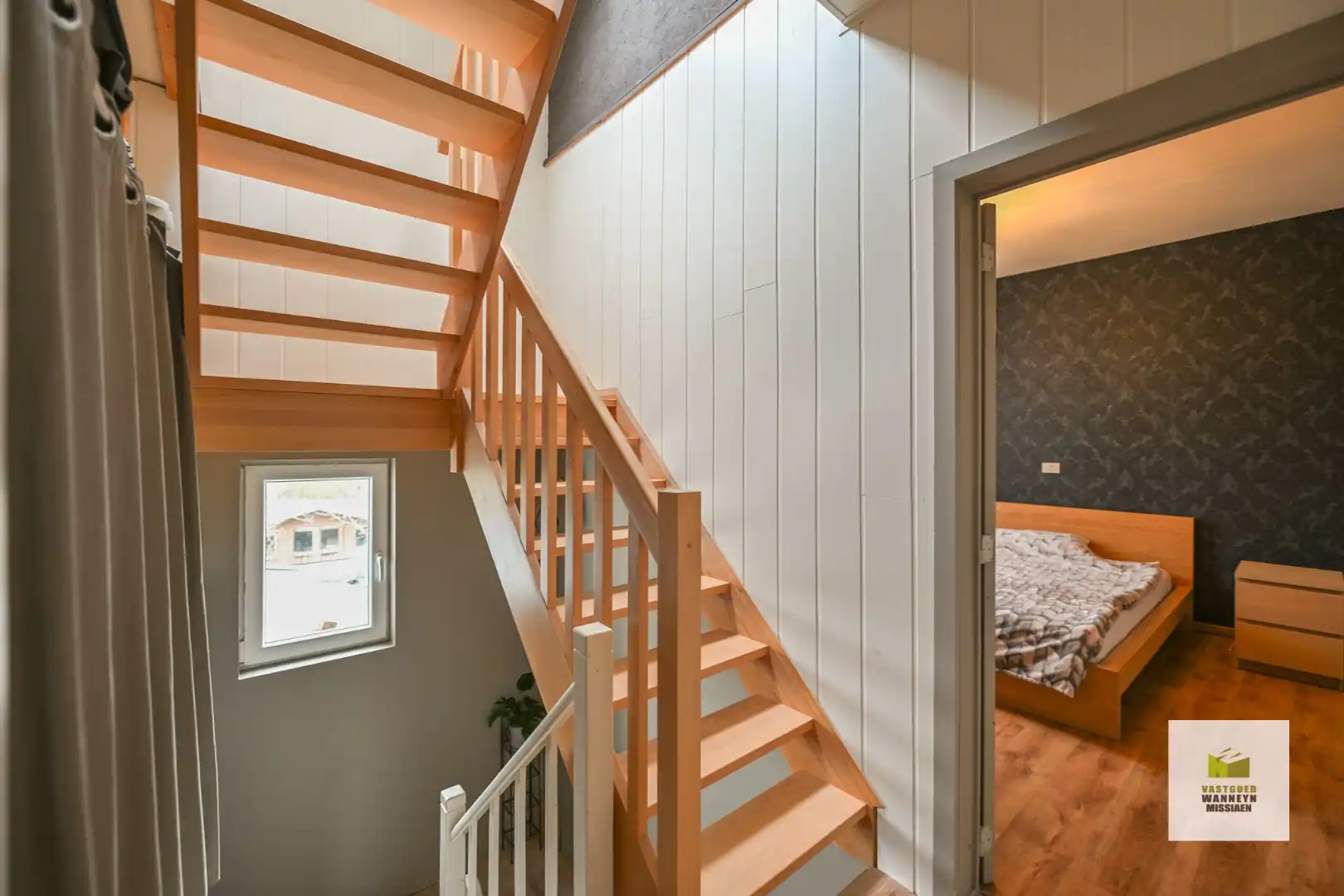 Instapklare energiezuinige woning op centrale ligging te Knesselare  foto 11