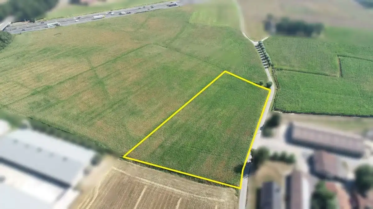 Perceel landbouwgrond te Aalter foto {{pictureIndex}}