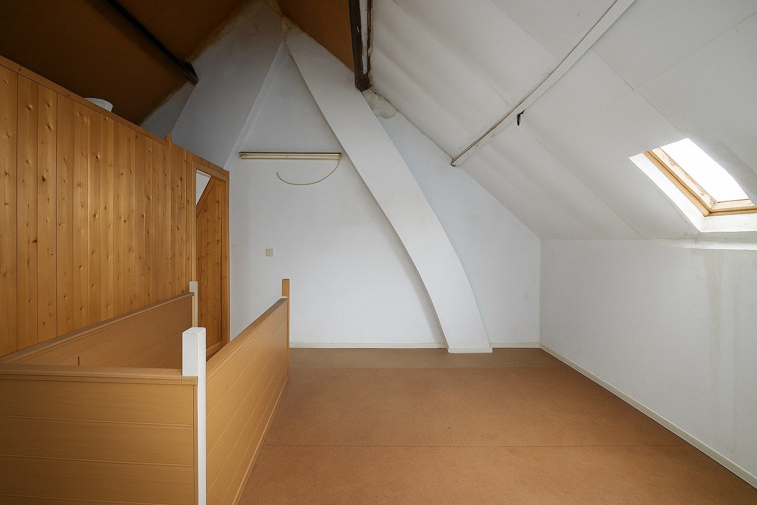 Te koop: Charmante centraal gelegen stadswoning met vijf slaapkamers in hartje Sint-Niklaas! foto 13