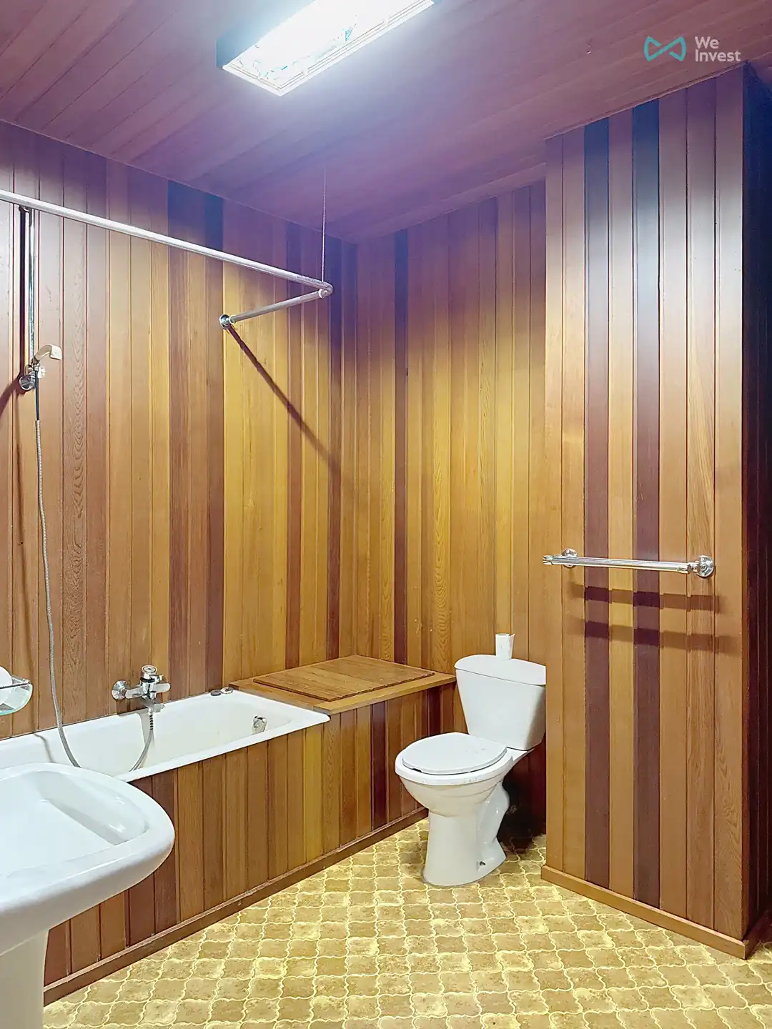 Centraal gelegen, mogelijke woning of opbrengsteigendom. foto 13