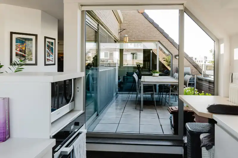 Ruime penthouse foto 15