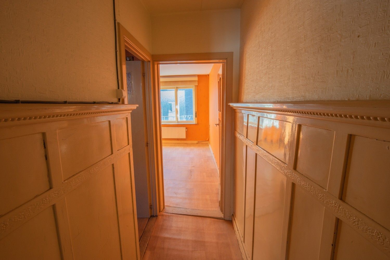 Te renoveren rijwoning in hartje Aarschot foto 9