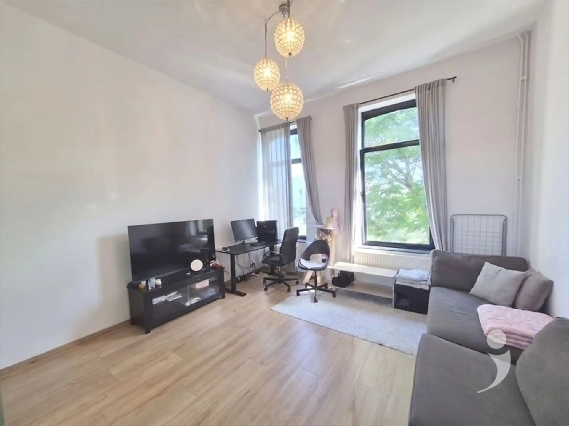 gelijkvloers appartement met tuintje foto 2