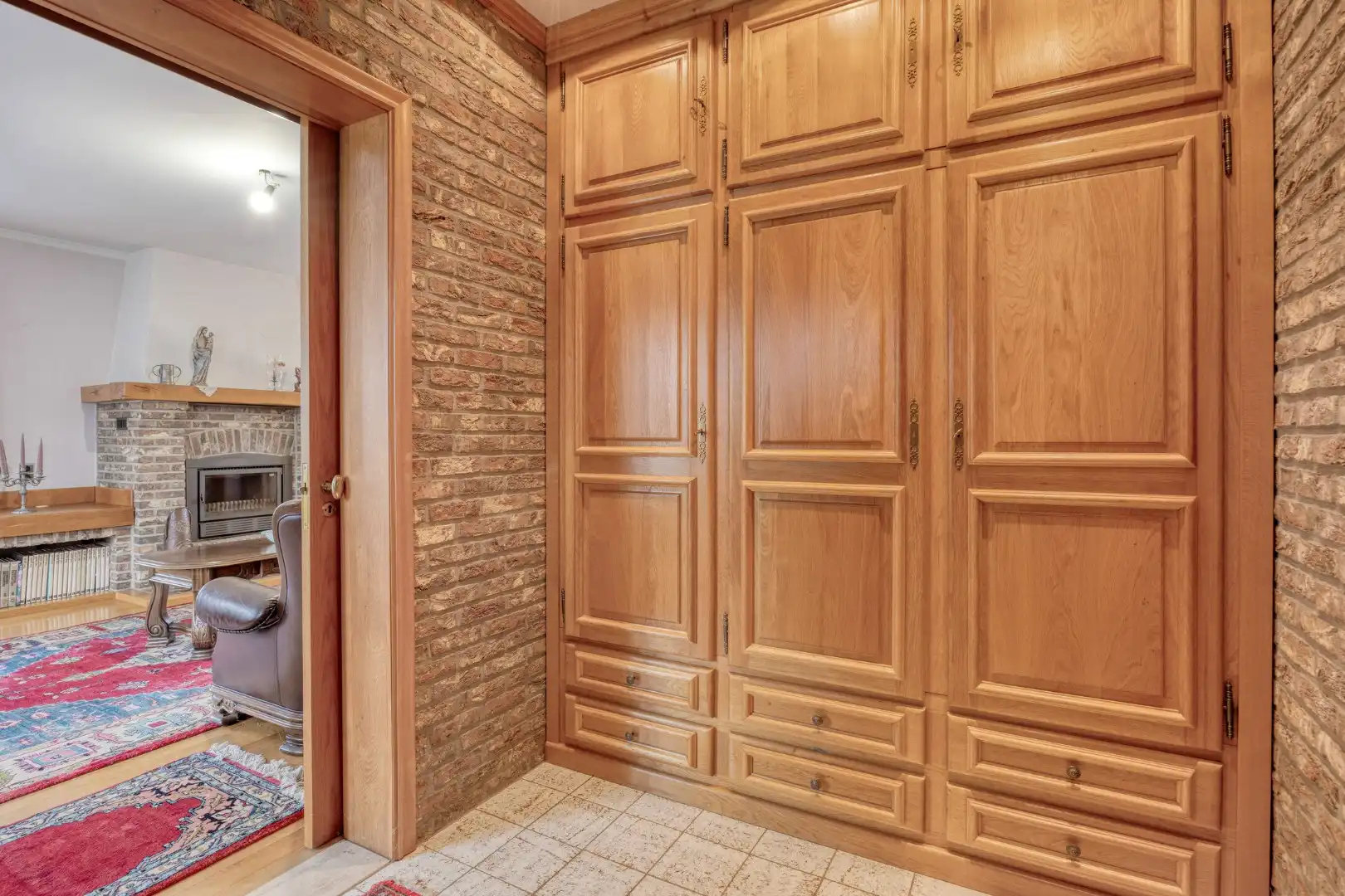 Karaktervolle woning met 3 slaapkamers op een ruim perceel met tal van mogelijkheden foto 4