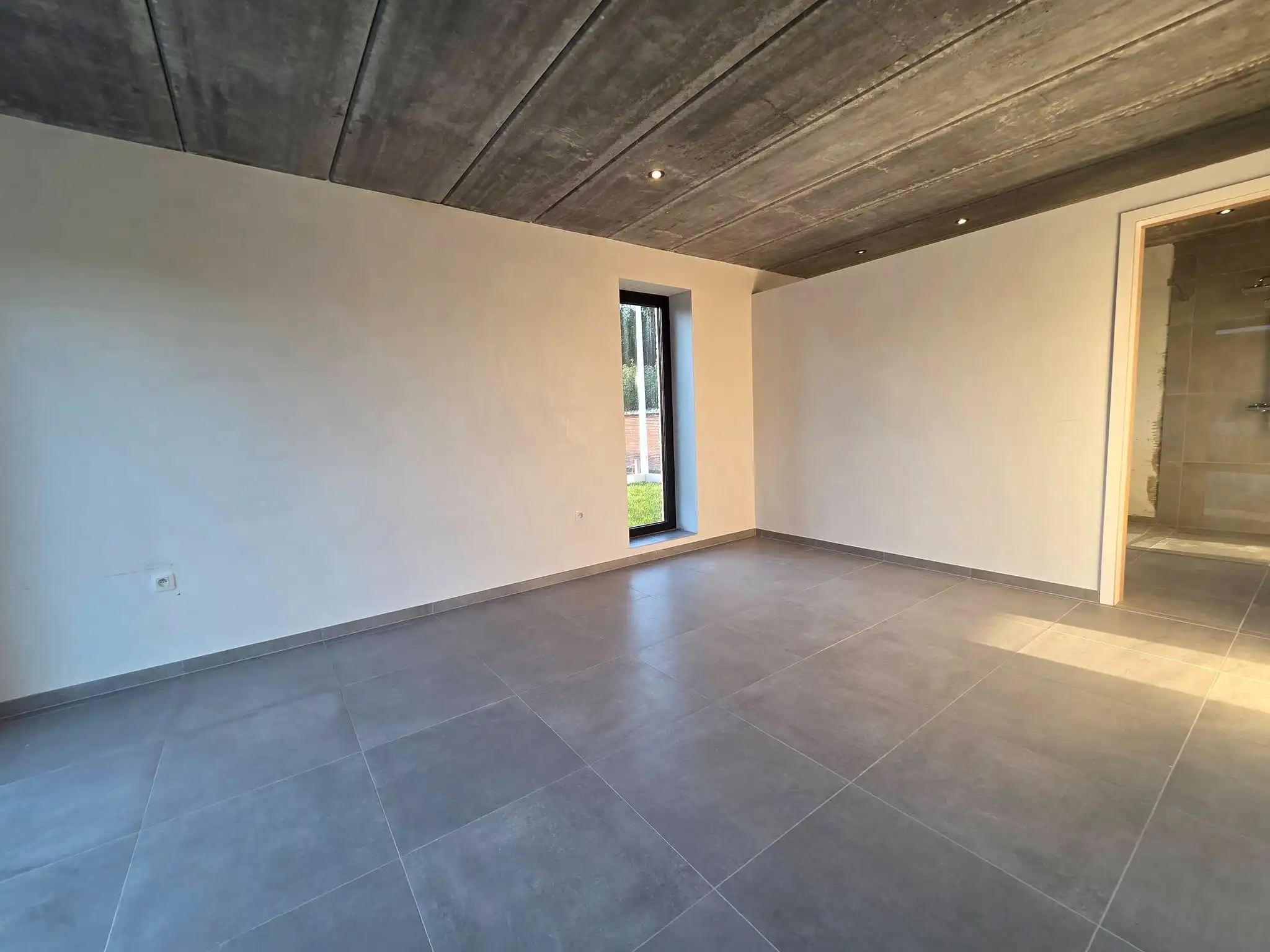 Viergevelvilla...Bouwjaar 2018...6 slaapkamers... foto 4