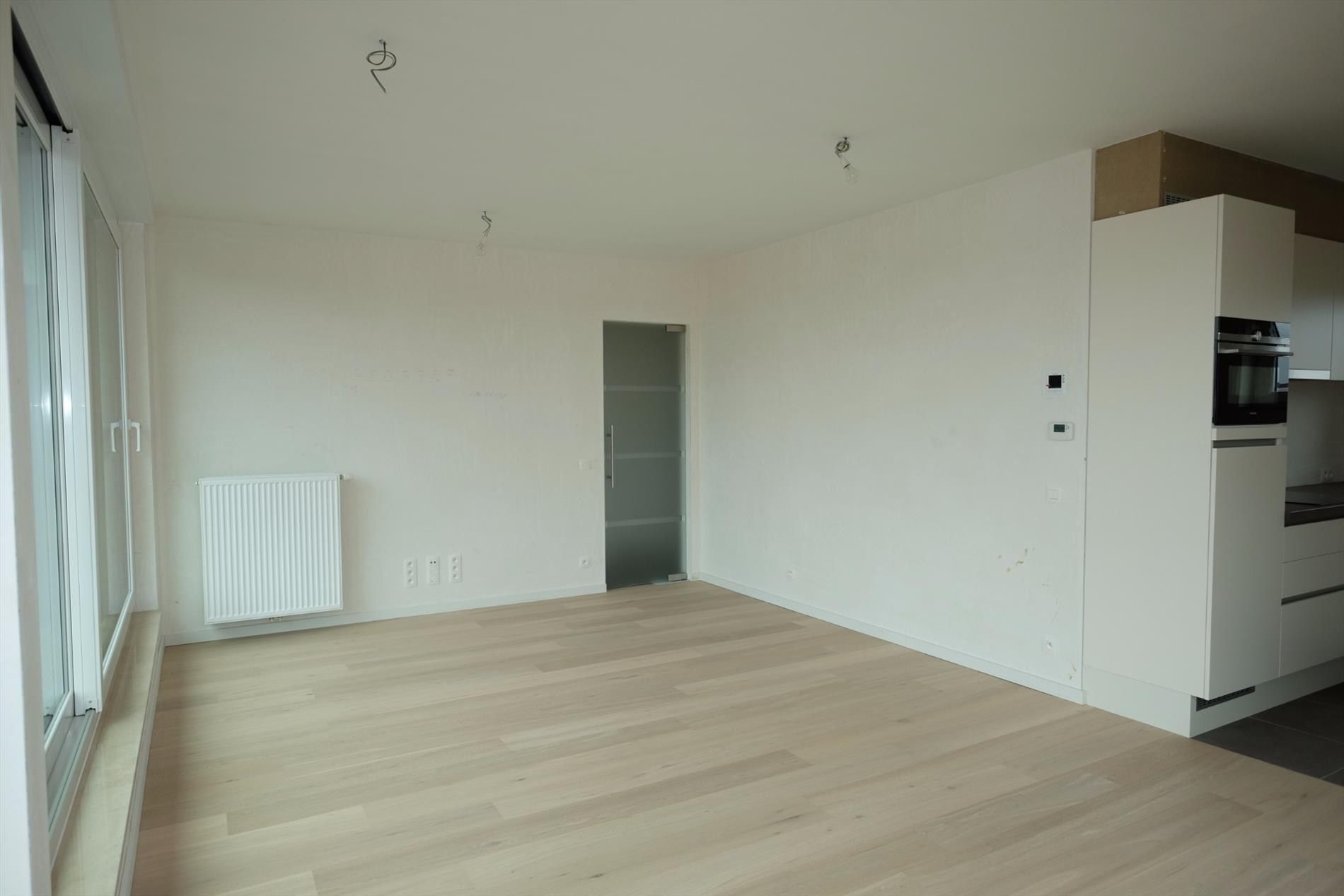 Centraal gelegen nieuwbouwappartement met ruim zonnig terras foto 5