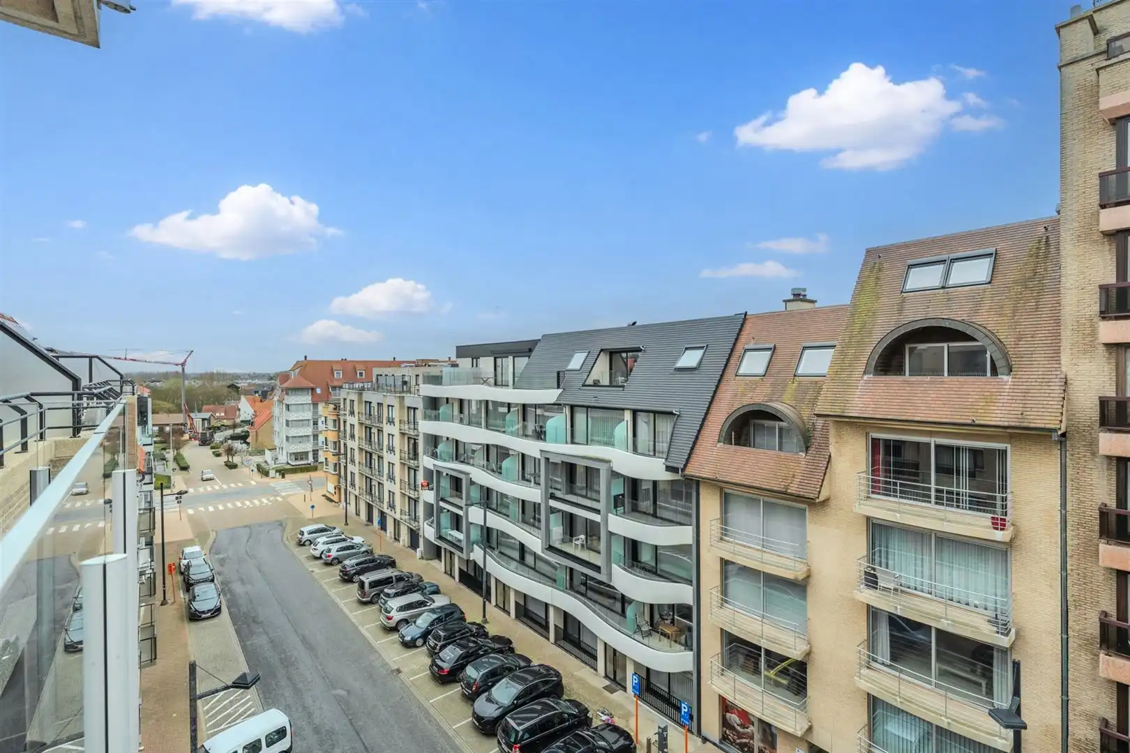 Instap klaar 1-slaapkamer appartement met schuin zeezicht foto 26