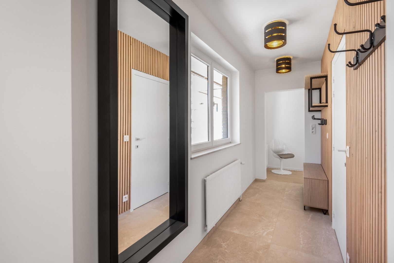 Prachtig gerenoveerd appartement met 3 slpk gelegen op 100 meter van de Zeedijk. Mogelijkheid aankoop parking foto 14
