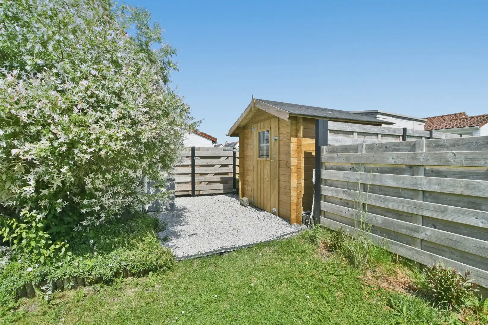 Charmant vissershuisje met 3 slaapkamers en prachtig open polderzicht foto 21