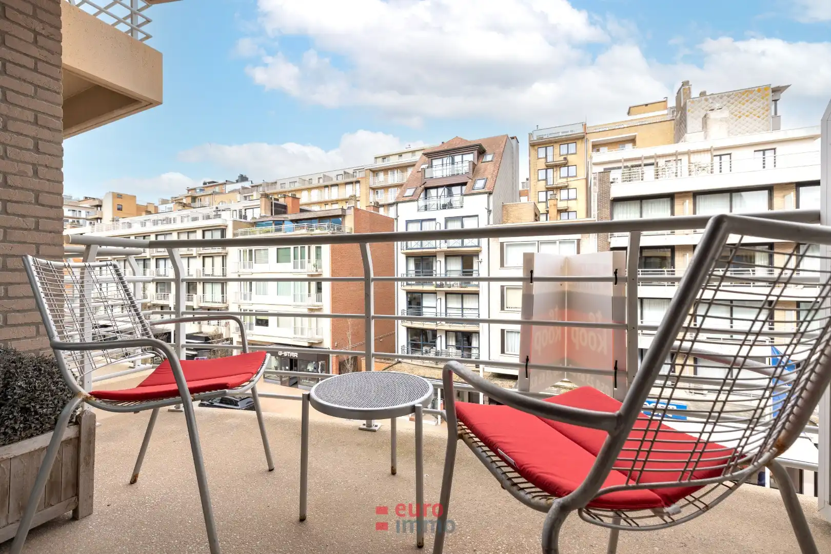 Stijlvol appartement met terras in de winkelstraat van Nieuwpoort-Bad foto 4