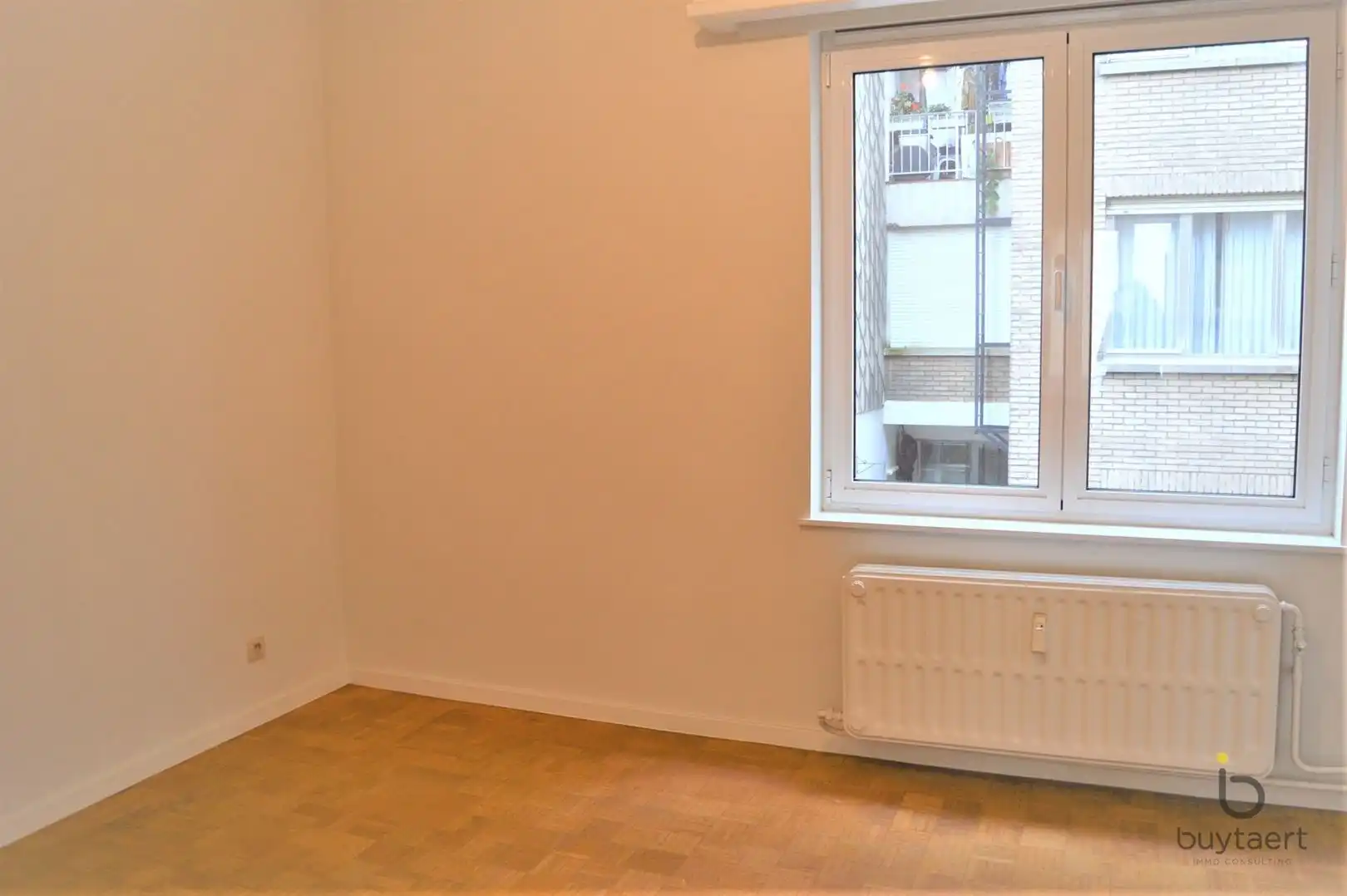 Ideaal starters appartement in hartje Antwerpen. foto 8