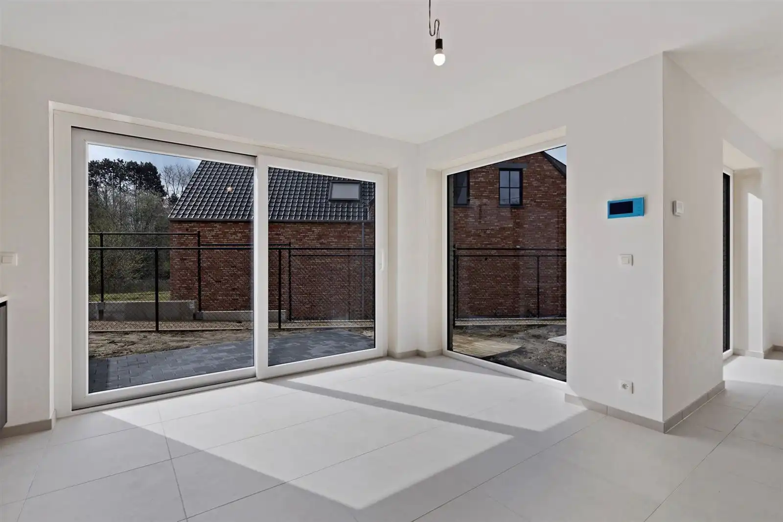 Energiezuinige instapklare nieuwbouwwoning met 3 slaapkamers, tuin en parkings foto 15