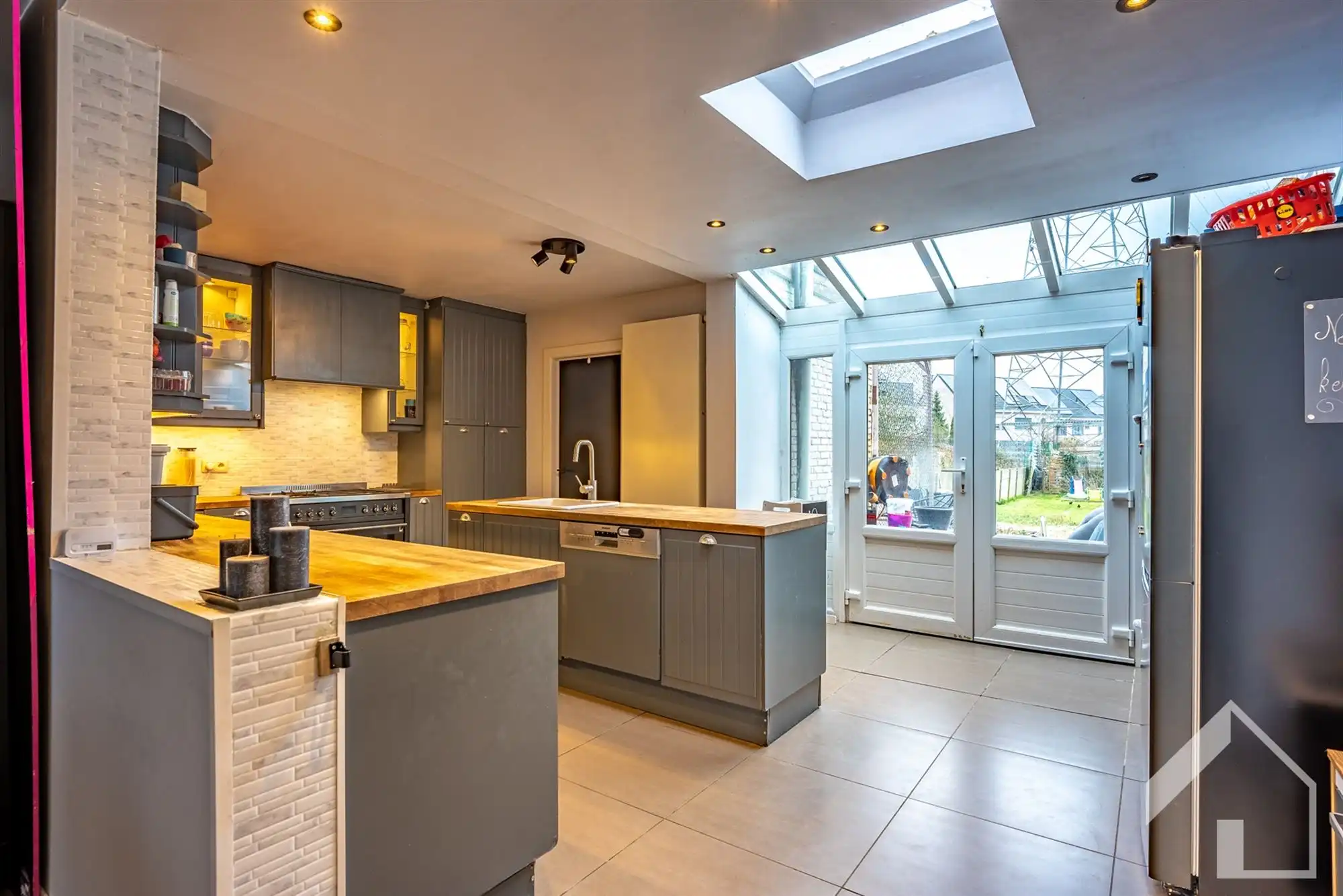 Instapklare gezinswoning op goede locatie in Wijnegem foto 7