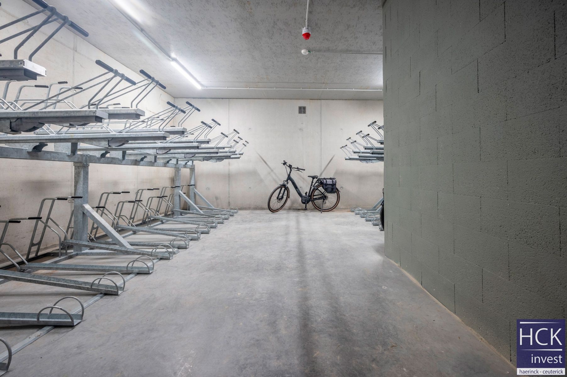 KRUISHOUTEM - Knap NIEUWBOUW APP. met 2 SLPK. en ruim zongeorienteerd terras foto 15