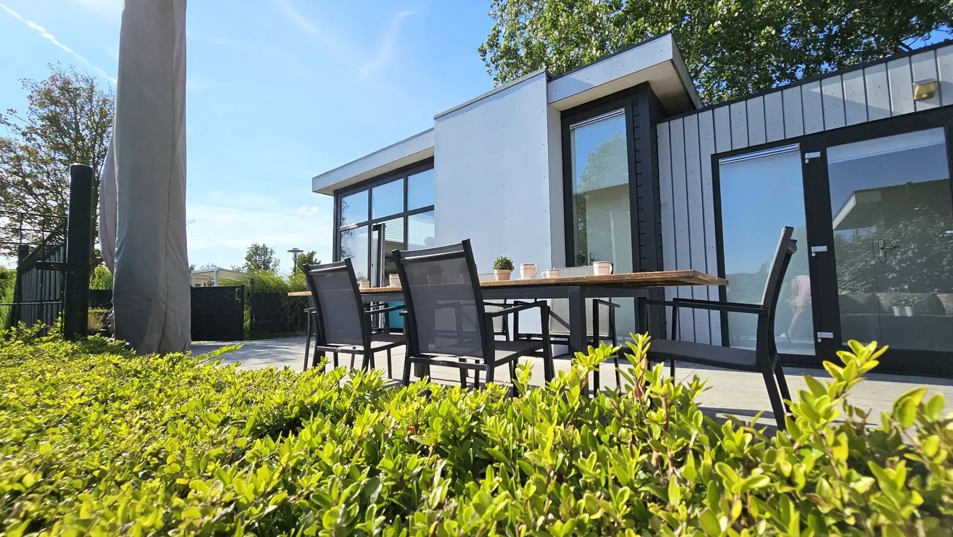 2-slpkr vakantiewoning met tuin & parkeerplaats foto 5