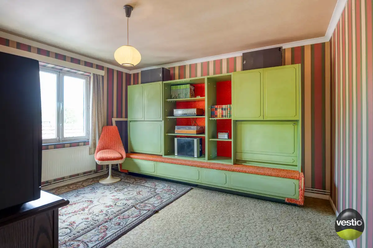 OP TE FRISSEN HALF VRIJSTAANDE WONING OP 7A87CA STADSRAND HASSELT. foto 18