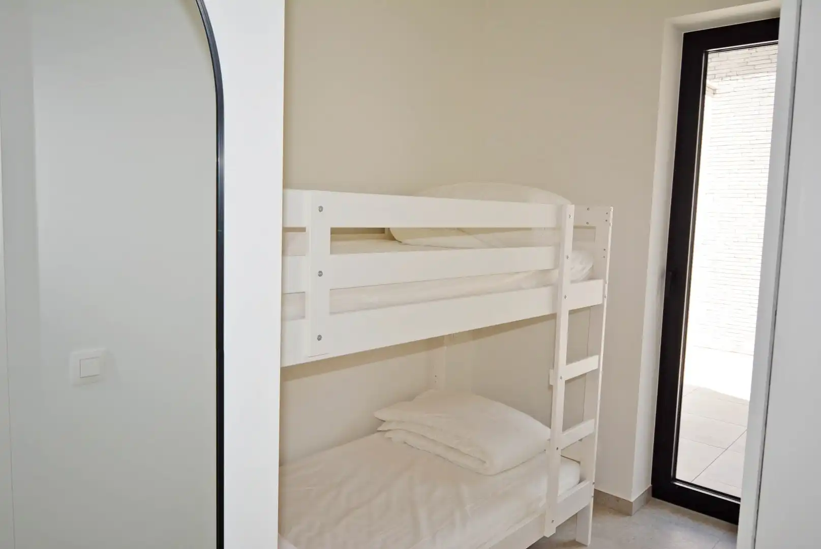 Appartement in het centrum van Knokke met eigen buitenruimte - eerste verhuur! foto 13