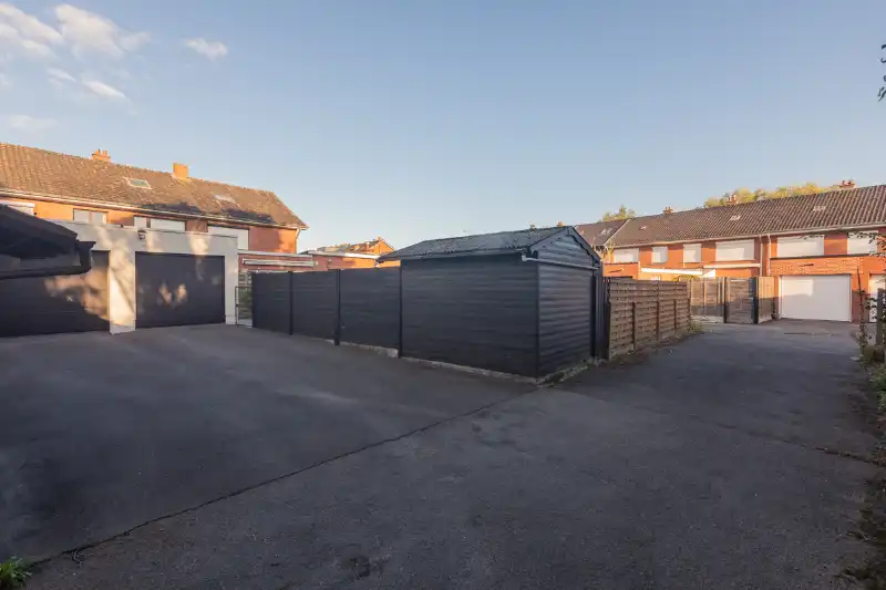 Centraal en toch rustig gelegen woning met tuin, garage en 3 slaapkamers (meer mogelijk); Energielabel D makkelijk haalbaar! foto 15