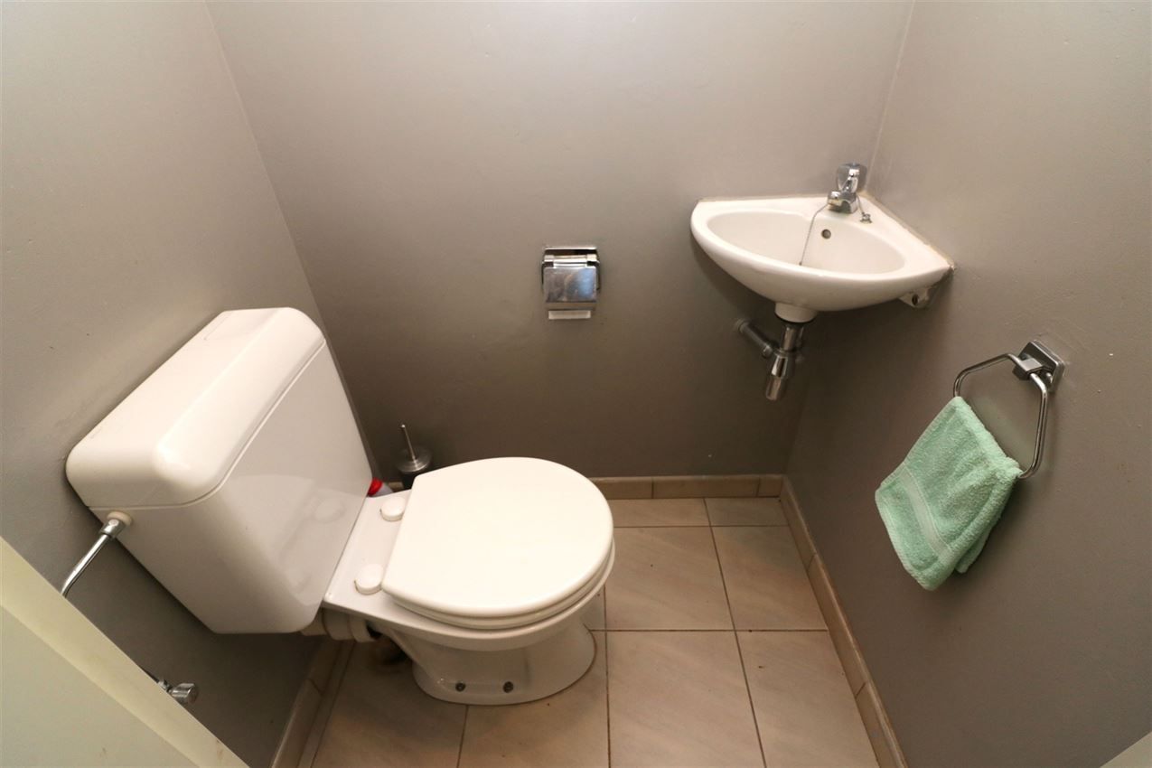 Appartement, 2 slpk, autostaanplaats in carport foto 19