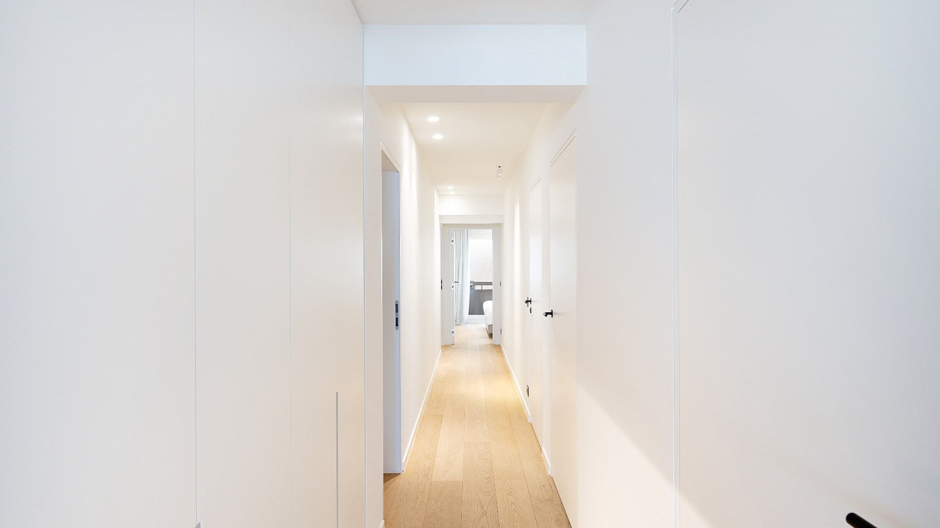 Prachtig gerenoveerd appartement met breed frontaal zeezicht, vlakbij het Albertplein foto 12
