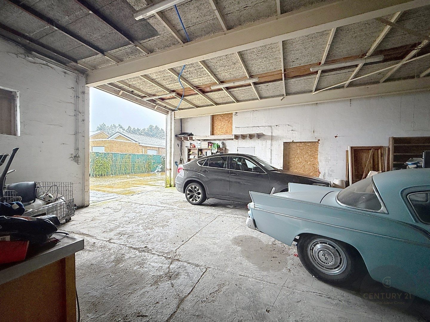 RUIME WONING met LOODS en WERKPLAATS foto 25