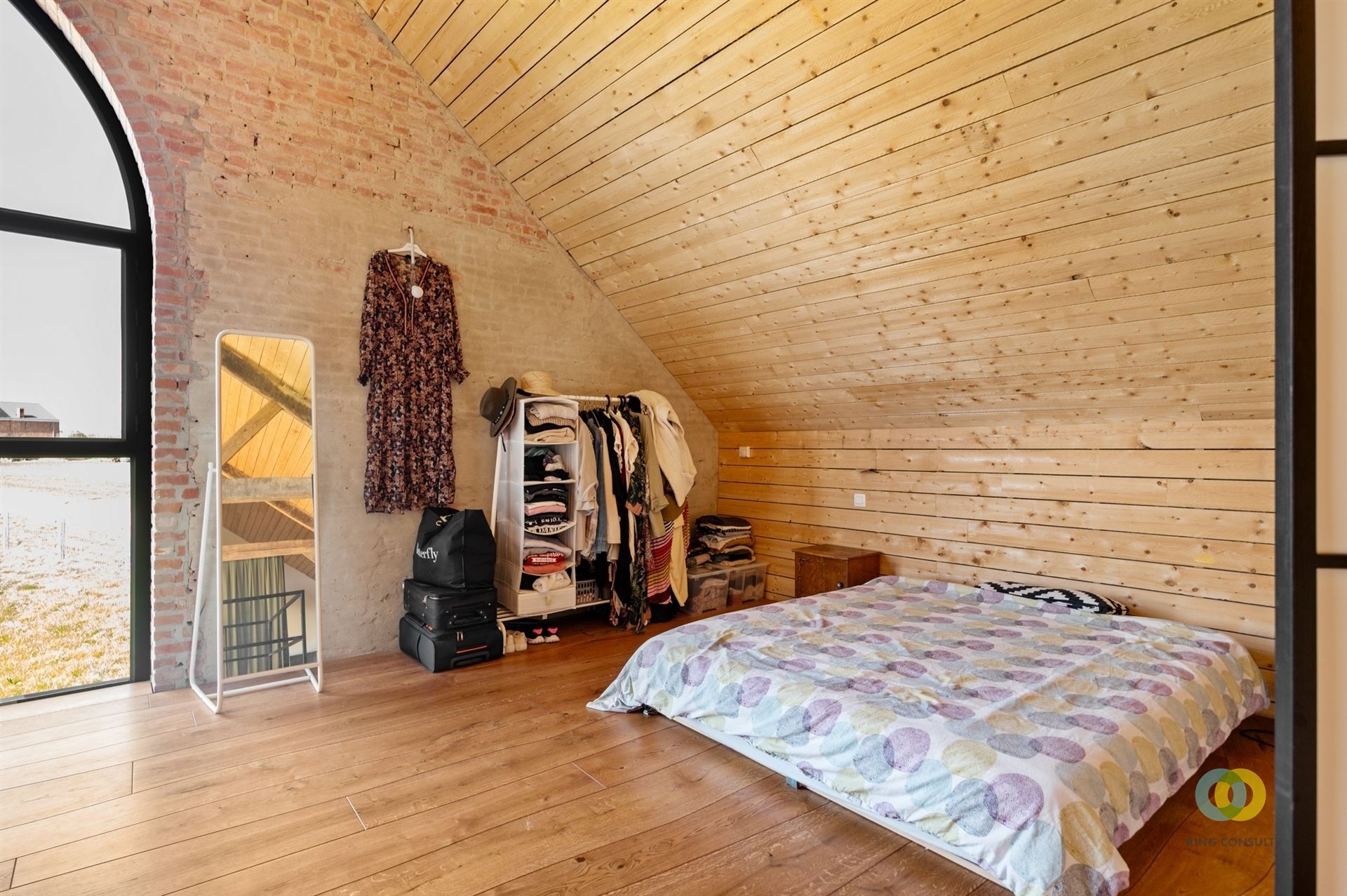 Smaakvolle totaalrenovatie met schuur foto 18